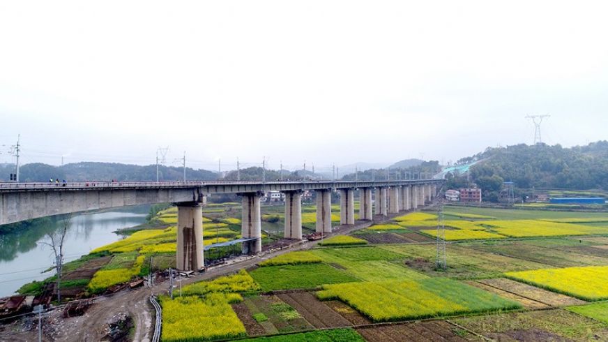 辰水特大桥”<br />