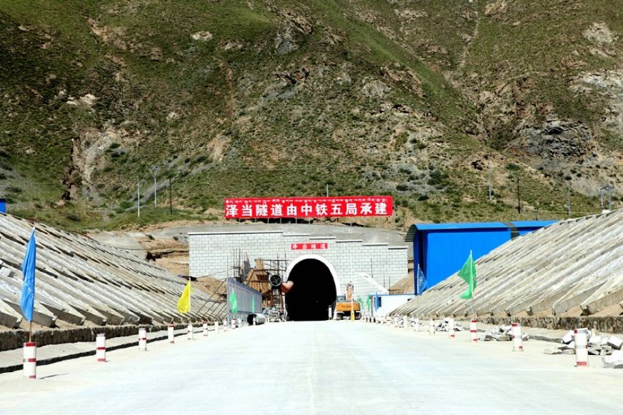 泽当隧道<br /> 泽当隧道<br />
