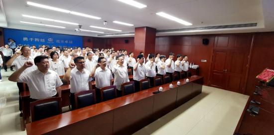 局机关开展“安全生产月”安全质量宣誓活动