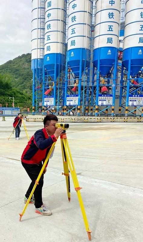 机械化公司G218项目、宁上高速项目举办了实验、测量技能比武大赛；京昆项目团支部牵头组织青年安质岗岗员开展“保安全促生产风华正茂展青春力量”为主题的安全质量检查活动。