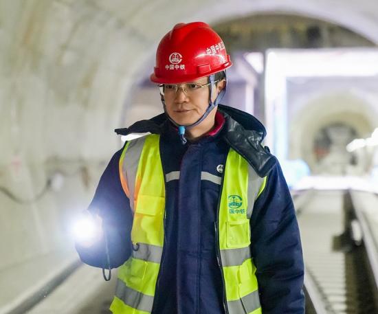 六公司 罗强 六公司 罗强